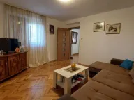 Rent, one bedroom apartment, 60m², Radanovići, Kotor - image 1