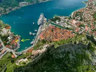 Izdavanje, poslovni prostor, 50m², Centar, Kotor