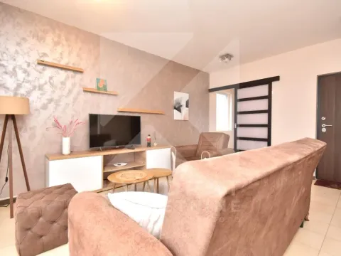 Izdavanje, dvosoban stan, 80m², Ljubović, Podgorica - image 3