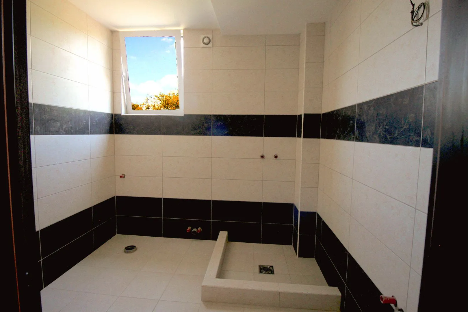 Sale, house, 226m², Utjeha, Bar