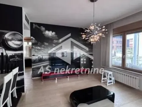 Izdavanje, četvorosoban stan, 105m², Savski Venac, Beograd - image 6