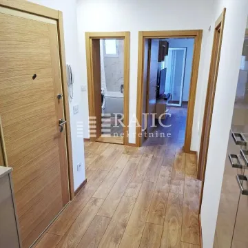 Rent, two bedroom apartment, 60m², Kalenić Pijaca, Vračar Sve Podlokacije - image 11