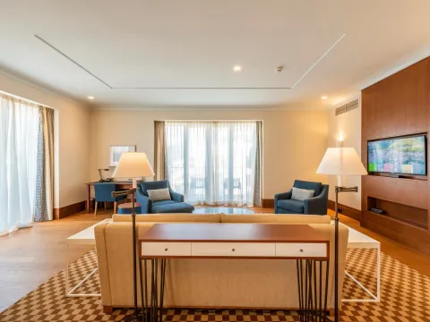 Sale, three bedroom apartment, 252m², Porto Montenegro, Tivat - image 10