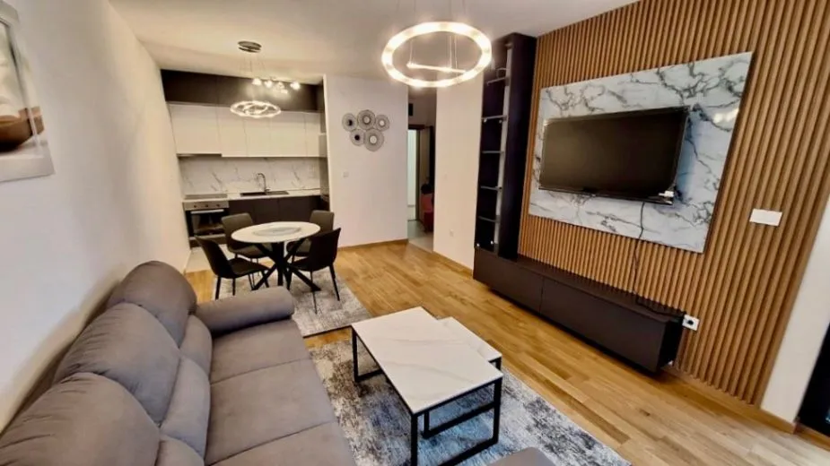 Izdavanje, jednosoban stan, 48m², City Kvart, Podgorica