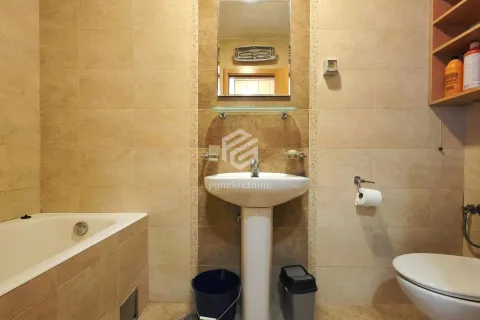 Rent, one bedroom apartment, 45m², Stari Aerodrom, Podgorica - image 12