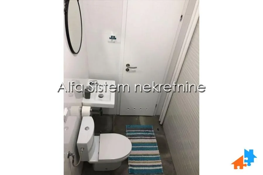 Rent, three bedroom apartment, 88m², Vračar Sve Podlokacije, Beograd