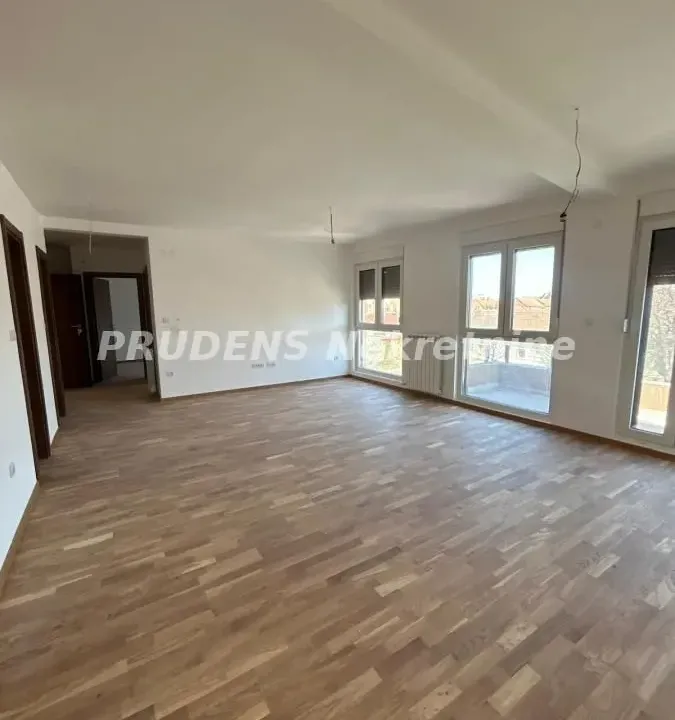 Prodaja, četvorosoban stan, 76m², Gornji Grad Margita, Pančevo