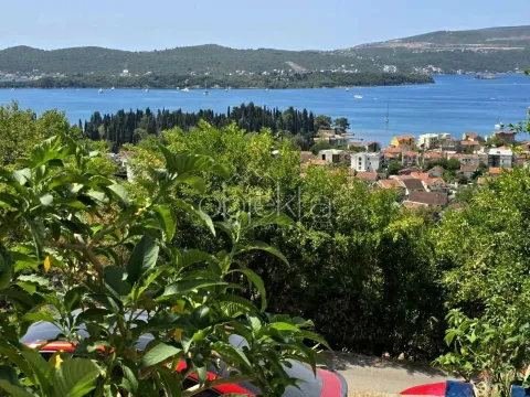 Rent, apartment, 60m², Tivat, Crna Gora - image 2