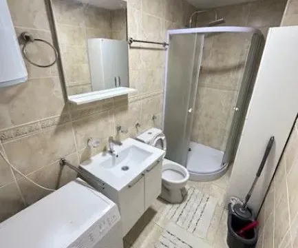 Izdavanje, dvosoban stan, 56m², 1 maj, Podgorica - image 4