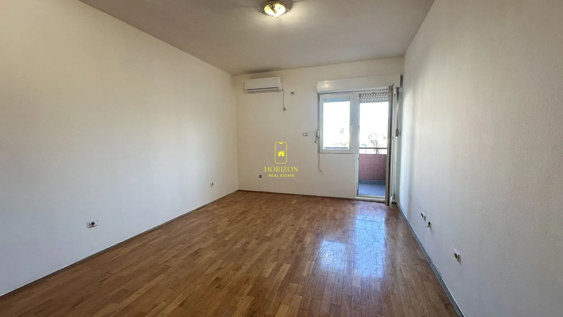 Prodaja, jednosoban stan, 45m², Stari Aerodrom, Podgorica