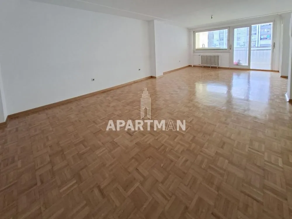 Prodaja, dvosoban stan, 80m², Novi Beograd Blok 62, Novi Beograd Sve Podlokacije