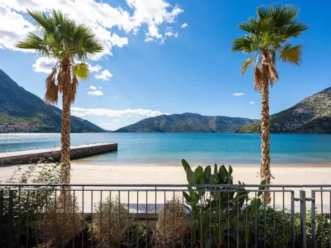 Rent, two bedroom apartment, 116m², Risan, Kotor - image 7