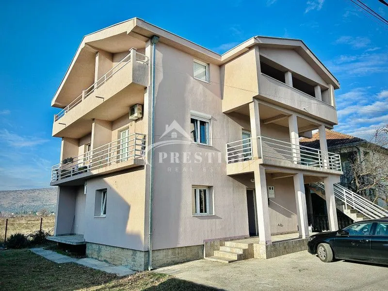 Prodaja, kuća, 220m², City Kvart, Podgorica