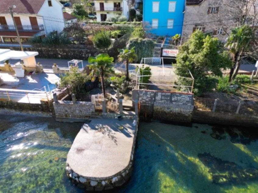 Prodaja, kuća, 300m², Stoliv, Kotor