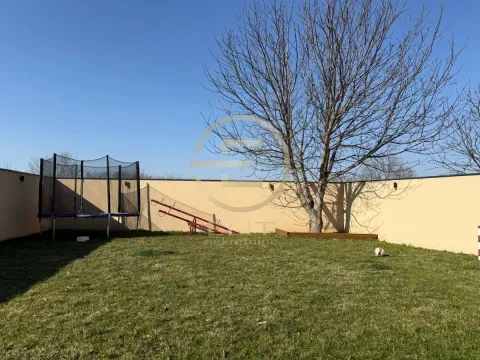 Prodaja, kuća, 165m², Petrovaradin, Novi Sad - image 64