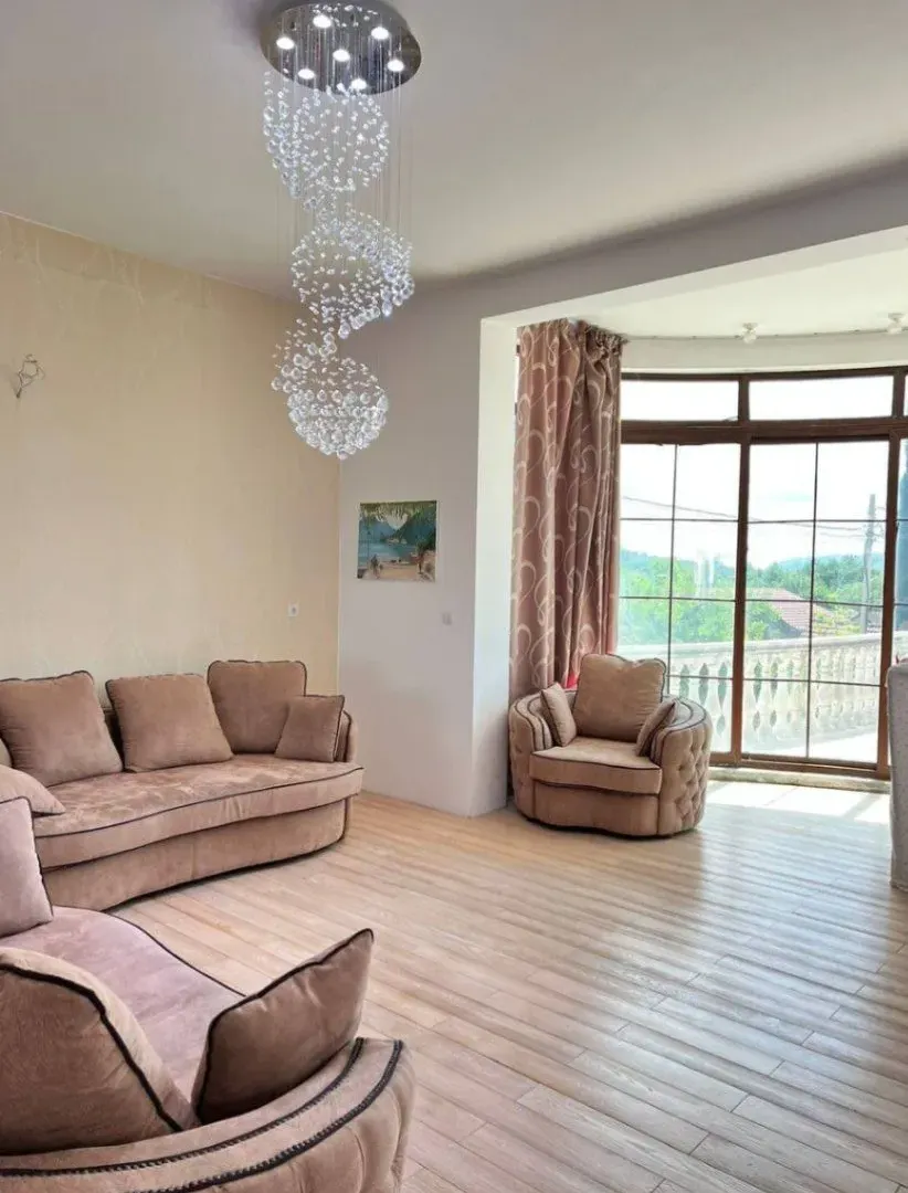 Prodaja, kuća, 316m², Gradiošnica, Tivat