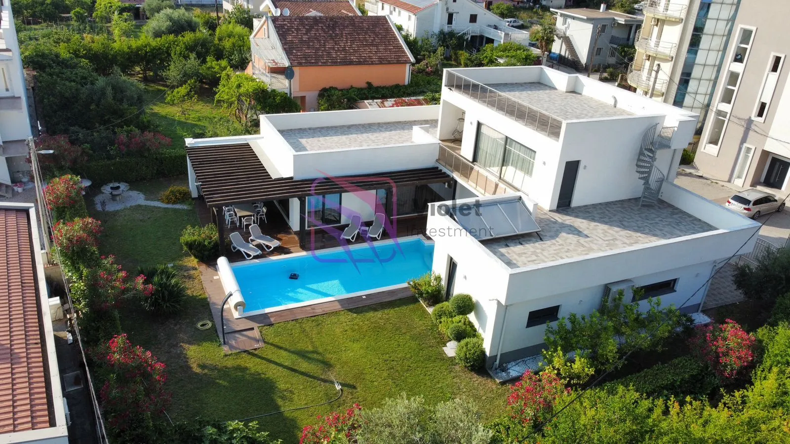 Prodaja, kuća, 342m², Bar, Crna Gora