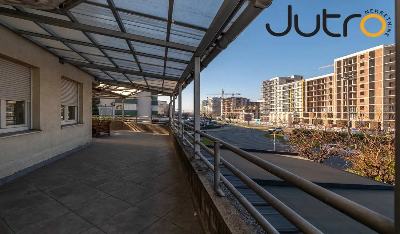 Prodaja, trosoban stan, 164m², Stari Aerodrom, Podgorica