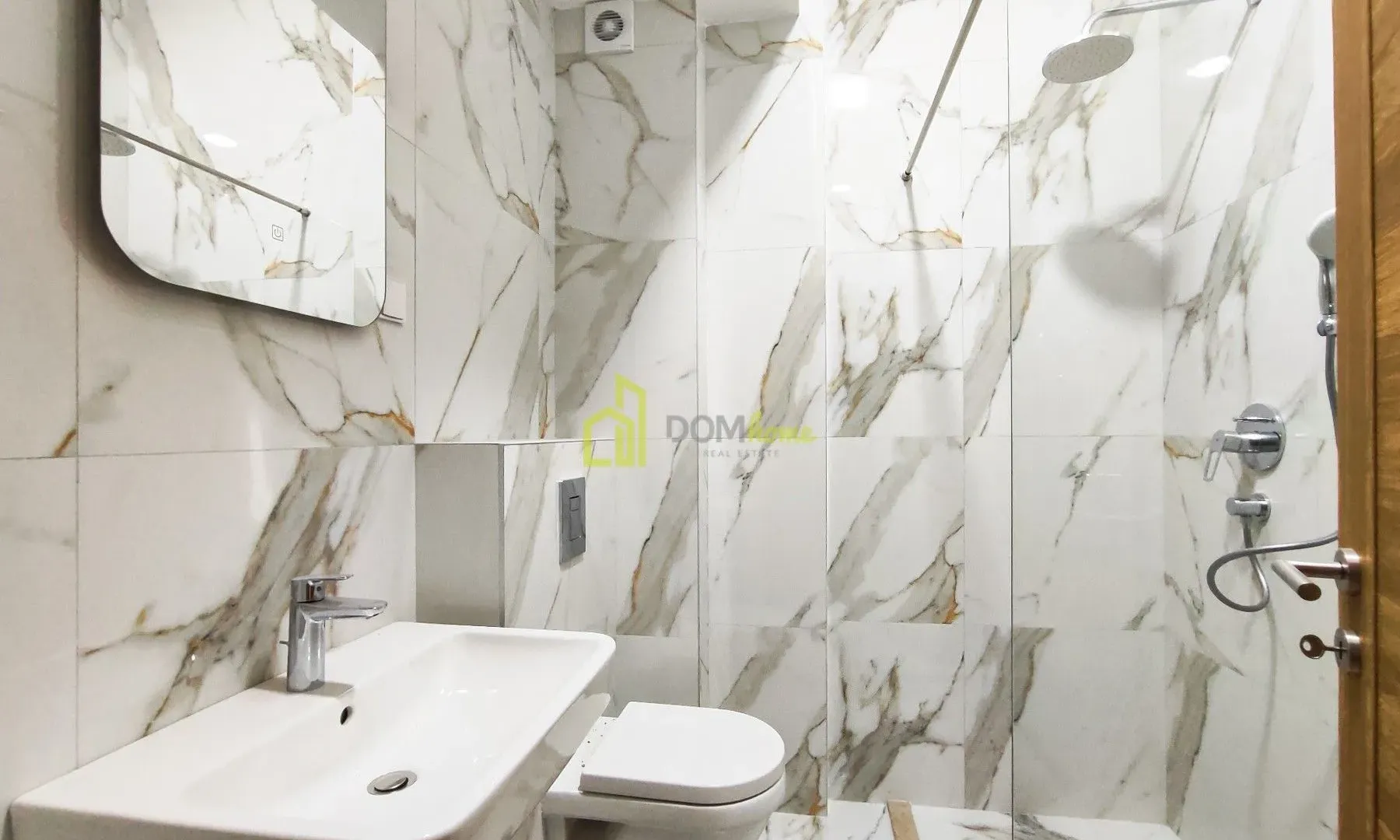 Prodaja, jednosoban stan, 42m², Momišići, Podgorica