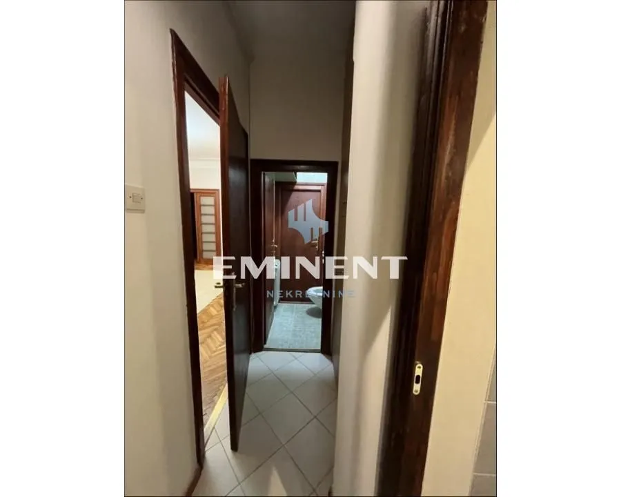 Izdavanje, stan, 120m², Stari Grad, Beograd