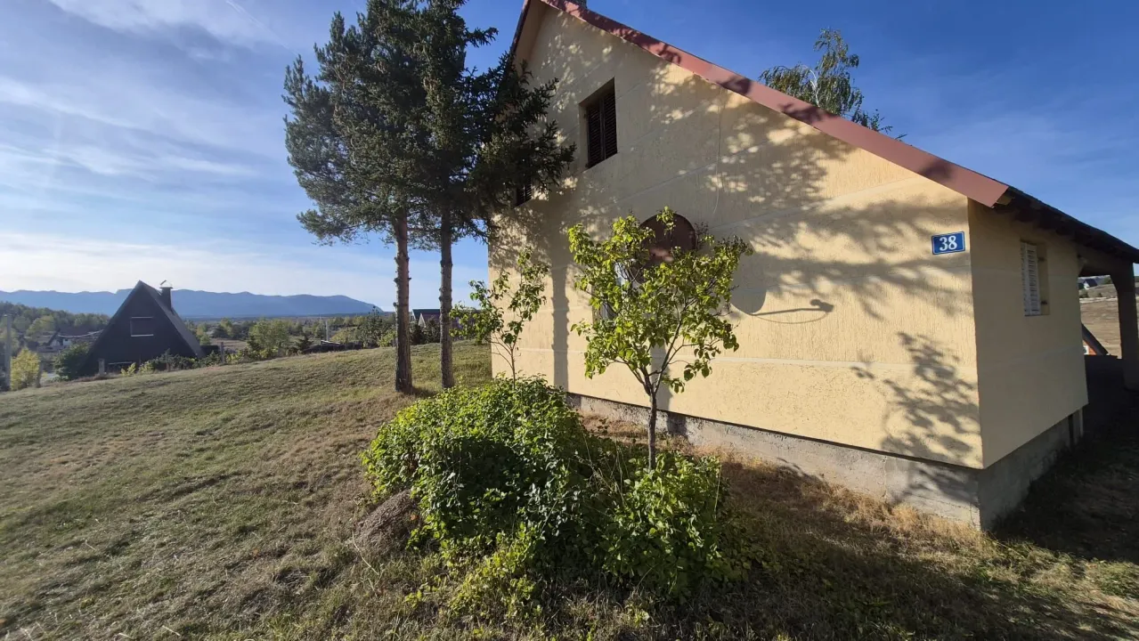 Sale, house, 130m², Borje, Žabljak