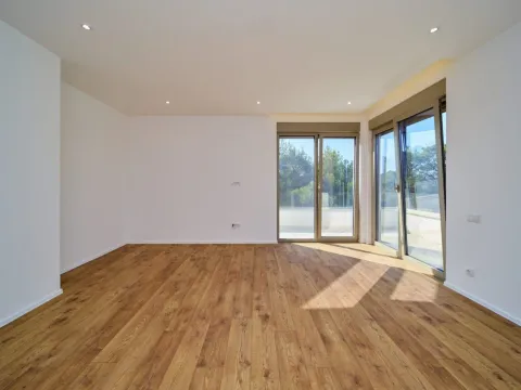 Sale, two bedroom apartment, 111m², Mrčevac, Tivat - image 6