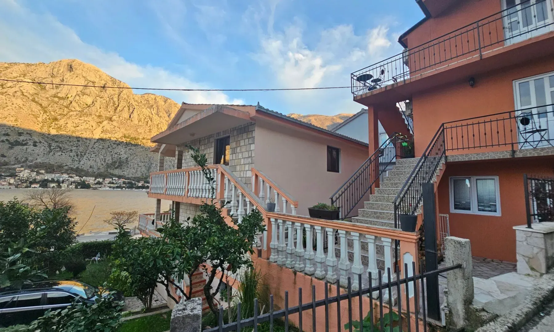 Prodaja, kuća, 423m², Muo, Kotor