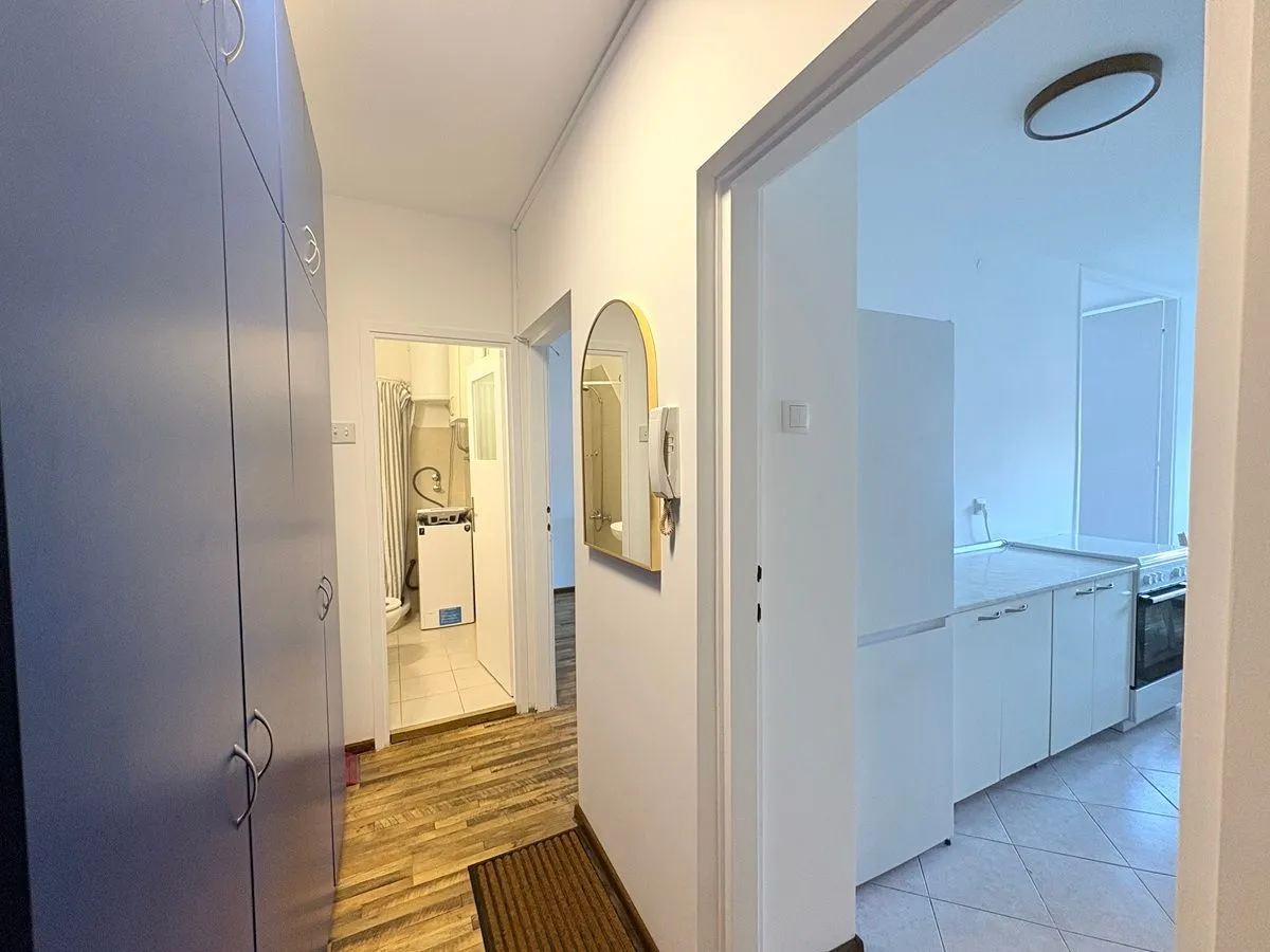 Izdavanje, jednosoban stan, 34m², Voždovac Sve Podlokacije, Beograd