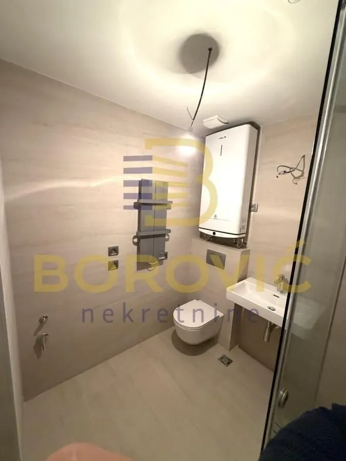 Izdavanje, jednosoban stan, 33m², Novi Beograd Blok 65, Novi Beograd Sve Podlokacije