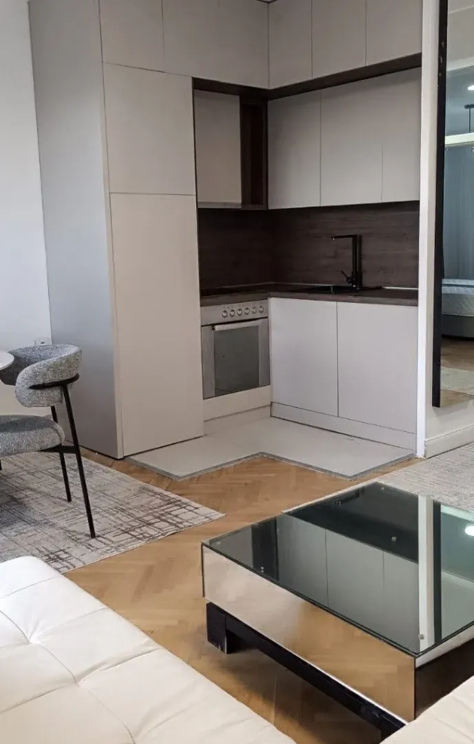Izdavanje, dvosoban stan, 70m², Preko Morače, Podgorica