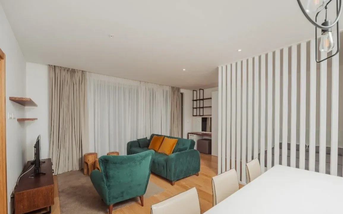 Izdavanje, jednosoban stan, 58m², Budva, Crna Gora