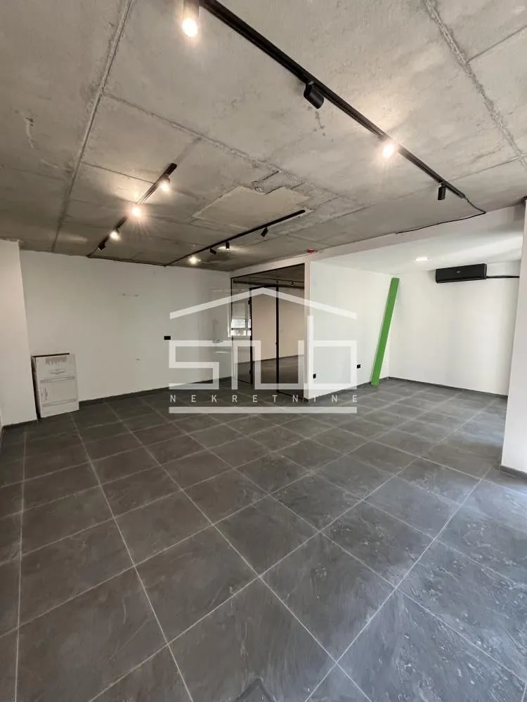 Rent, office space, 230m², Novi Beograd Blok 65, Novi Beograd Sve Podlokacije
