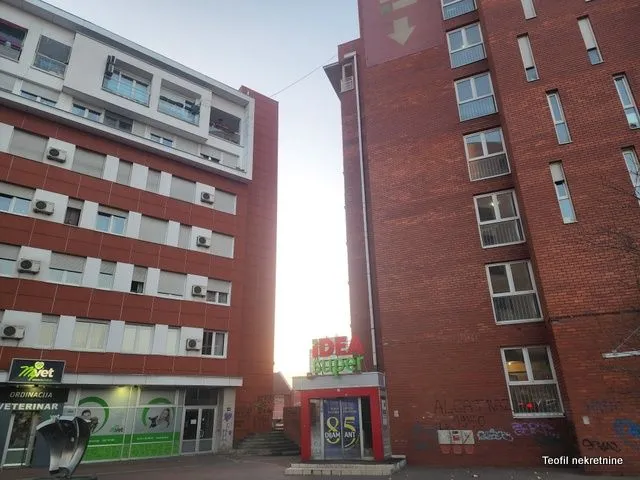 Sale, two bedroom apartment, 50m², Severni Bulevar, Zvezdara Sve Podlokacije