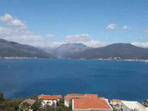 Sale, one bedroom apartment, 157m², Krašići, Tivat - image 2