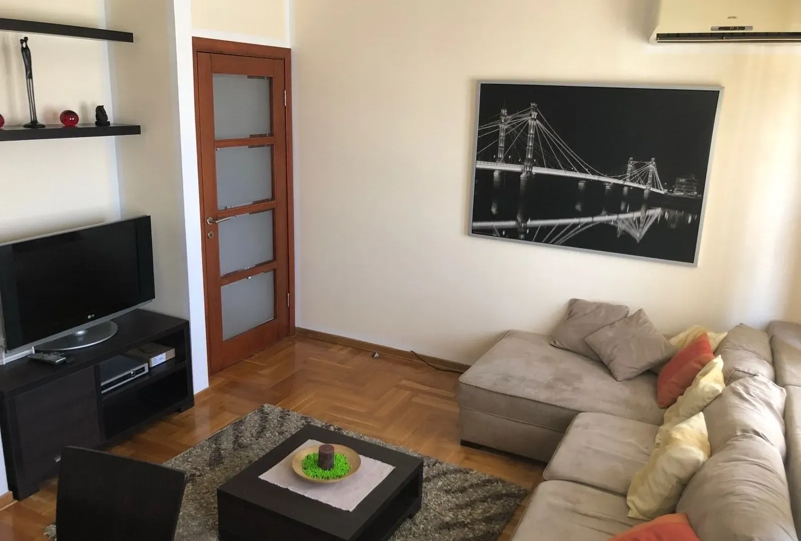 Rent, one bedroom apartment, 45m², Preko Morače, Podgorica