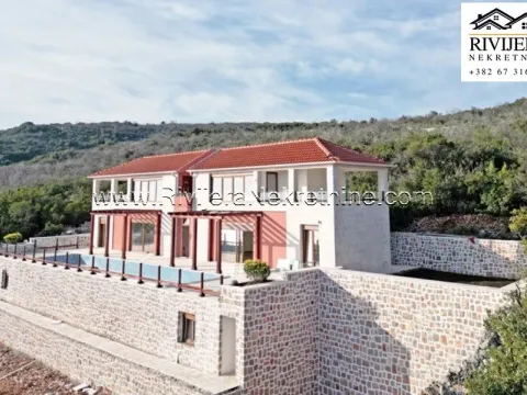 Sale, house, 255m², Herceg Novi, Crna Gora - image 13