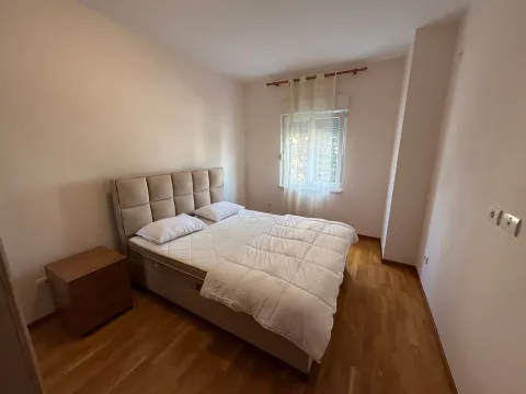 Rent, two bedroom apartment, 75m², City Kvart, Podgorica - image 5