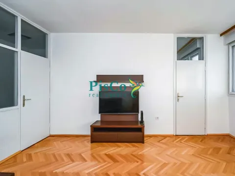 Prodaja, dvosoban stan, Gintaš, Podgorica - image 8