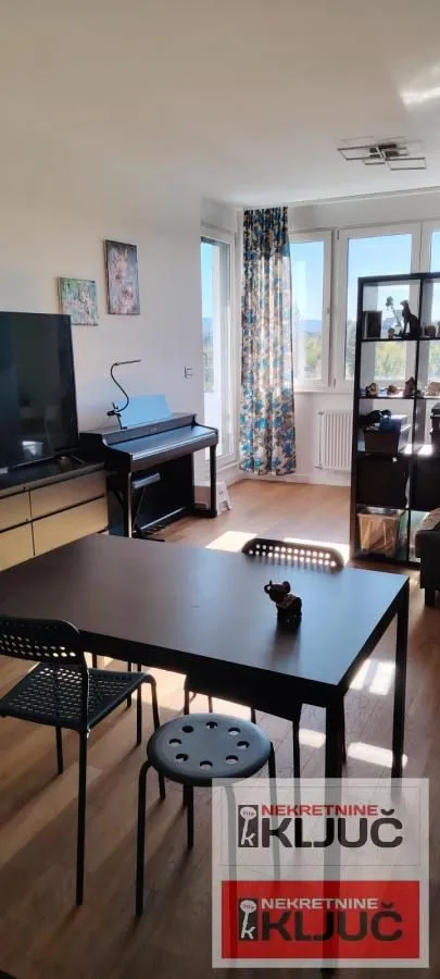 Prodaja, trosoban stan, 65m², Nova Detelinara, Novi Sad Sve Podlokacije