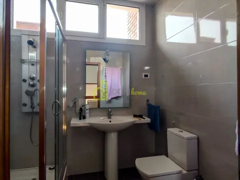 Izdavanje, kuća, 458m², Rogami, Podgorica - image 3