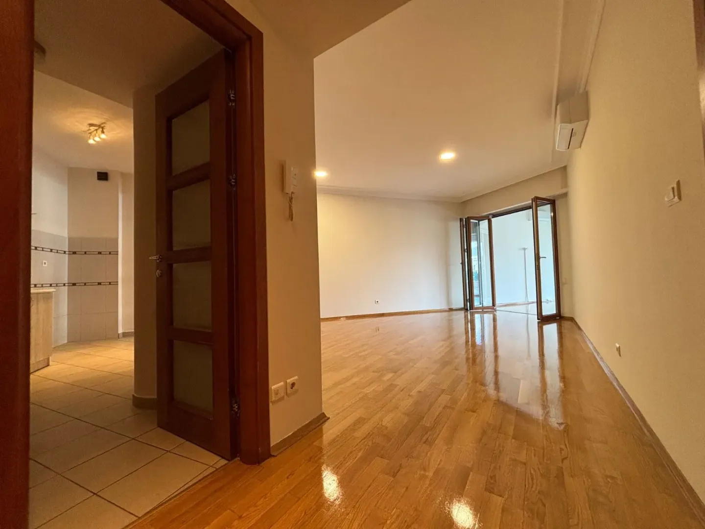 Rent, two bedroom apartment, 100m², Centar, Podgorica