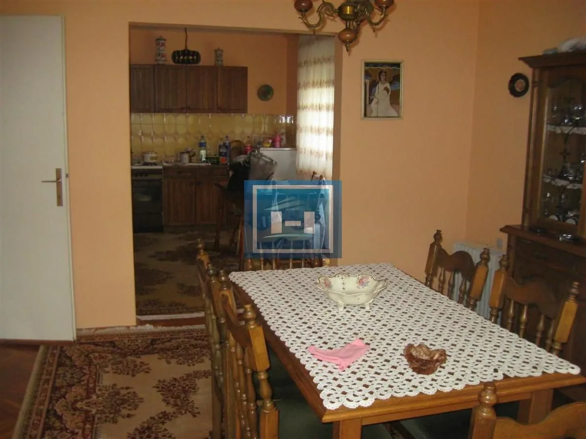 Prodaja, kuća, 220m², Centar, Vrnjačka Banja
