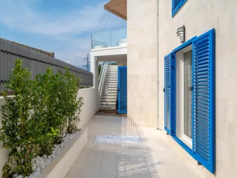 Sale, house, 130m², Budva, Crna Gora - image 9