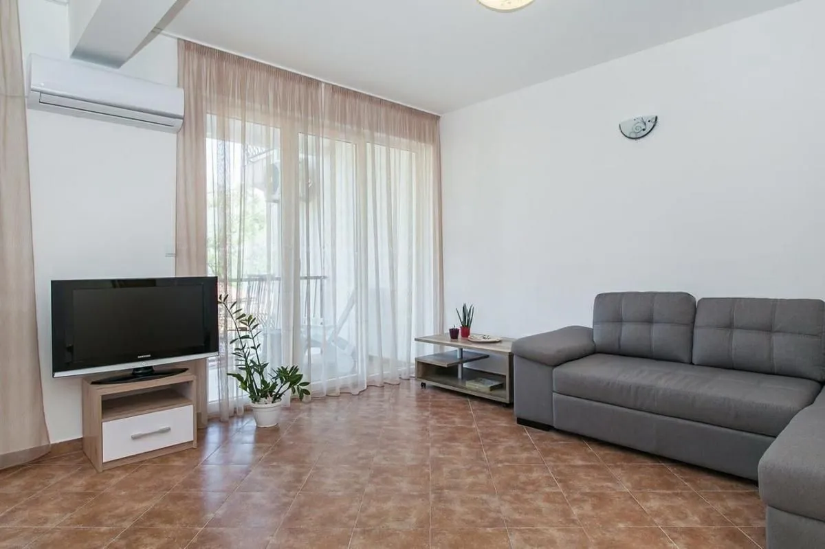 Prodaja, jednosoban stan, 61m², Kamenari, Herceg Novi