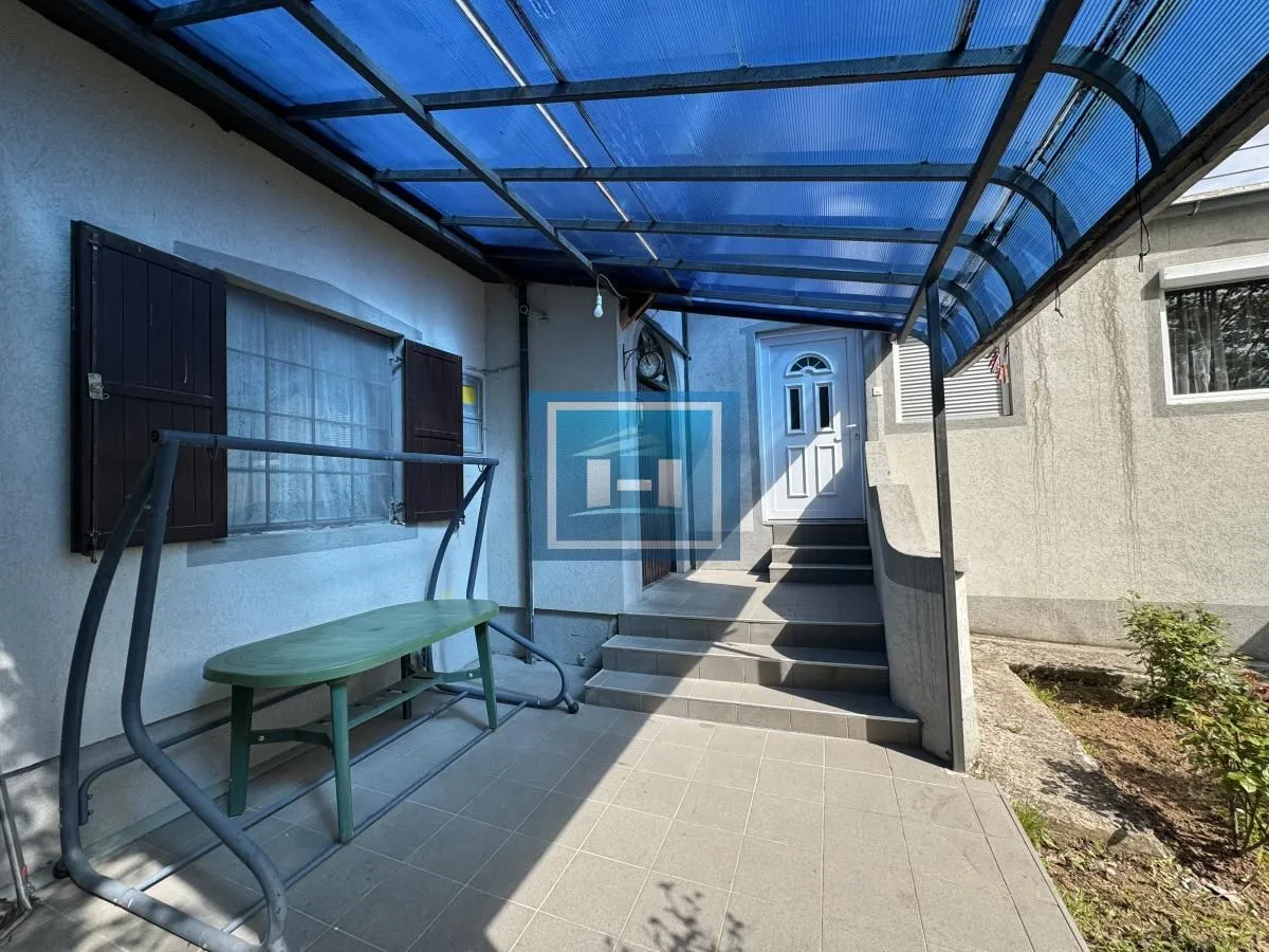 Prodaja, kuća, 160m², Ravna Reka, Despotovac