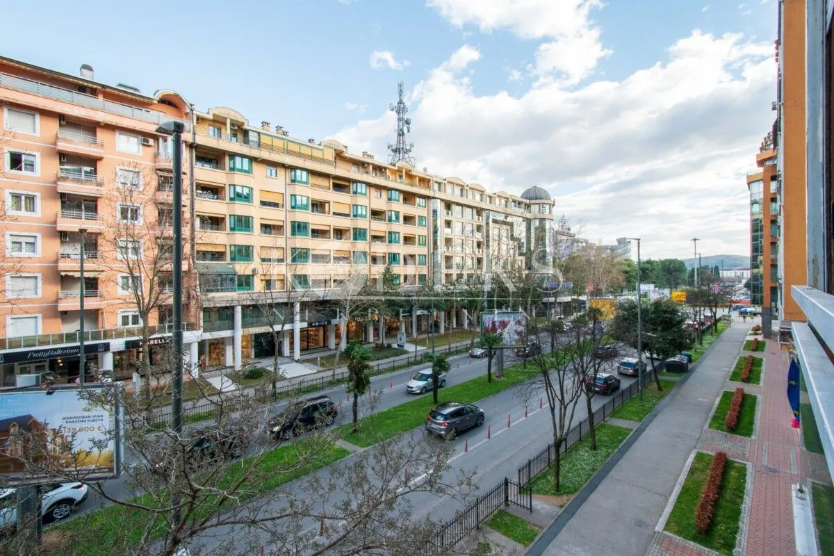 Rent, two bedroom apartment, 69m², Preko Morače, Podgorica