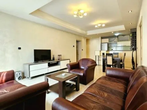 Prodaja, trosoban stan, 90m², Budva, Crna Gora - image 3