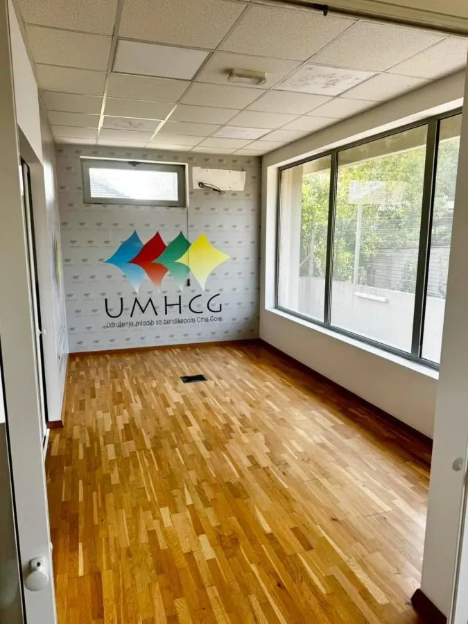 Izdavanje, poslovni prostor, 180m², Stara Varoš, Podgorica
