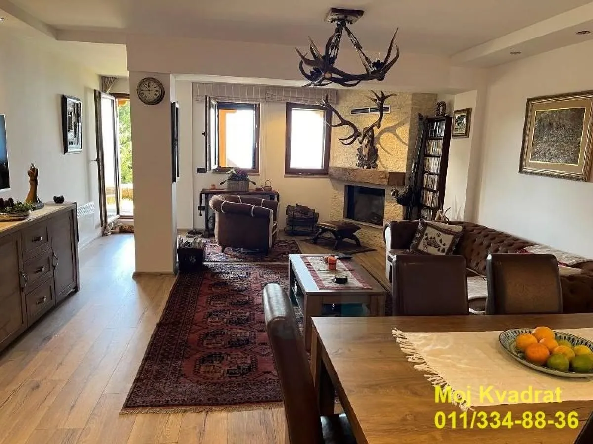 Prodaja, trosoban stan, 98m², Kraljevi Čardaci, Kopaonik