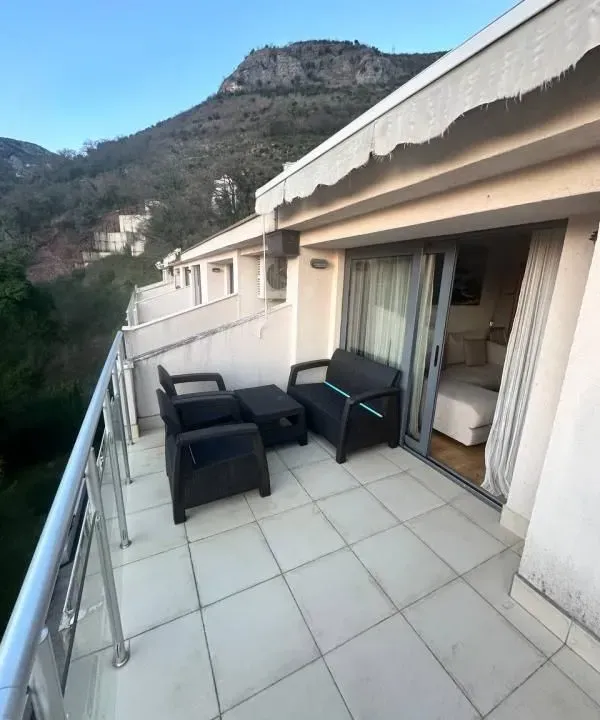 Sale, two bedroom apartment, 63m², Pržno, Budva